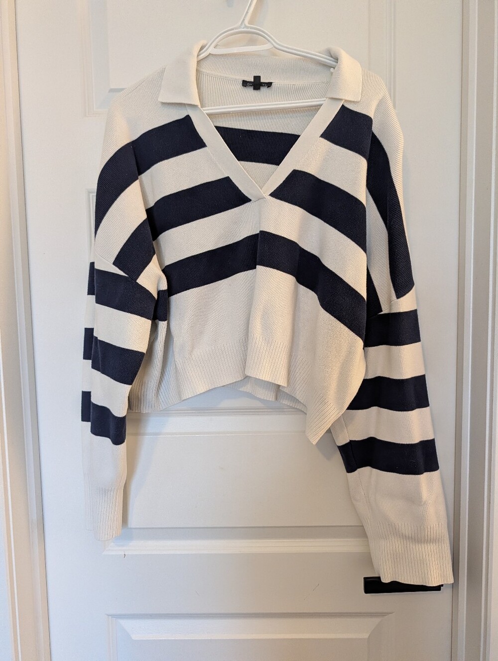 Striped V-Neck Collared Sweater - White & Navy